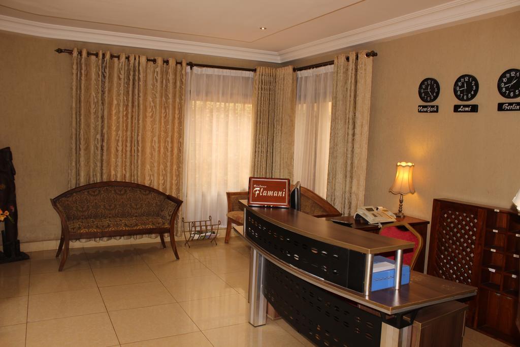 Hotel Residence Flamani Lomé Exteriör bild